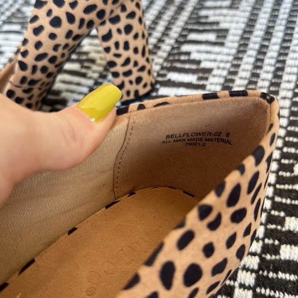 Cheetah print Bamboo block heels in size 8. Brand new without box. - Picture 6 of 8